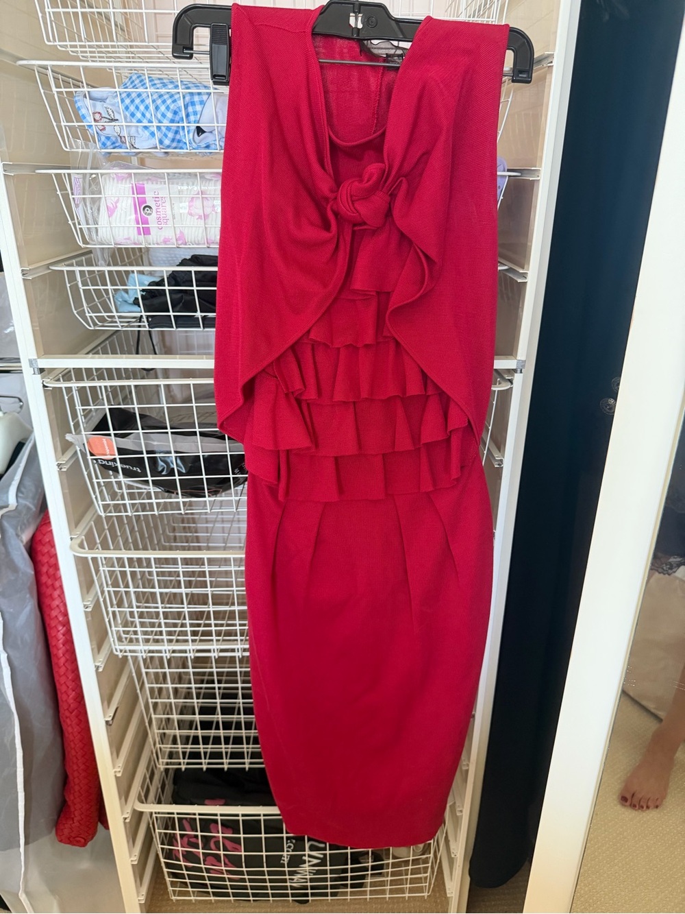 Giambatissa Valli Red Ruffled Knot Front Sheath Dress